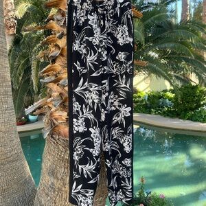 White House Black Market Pants